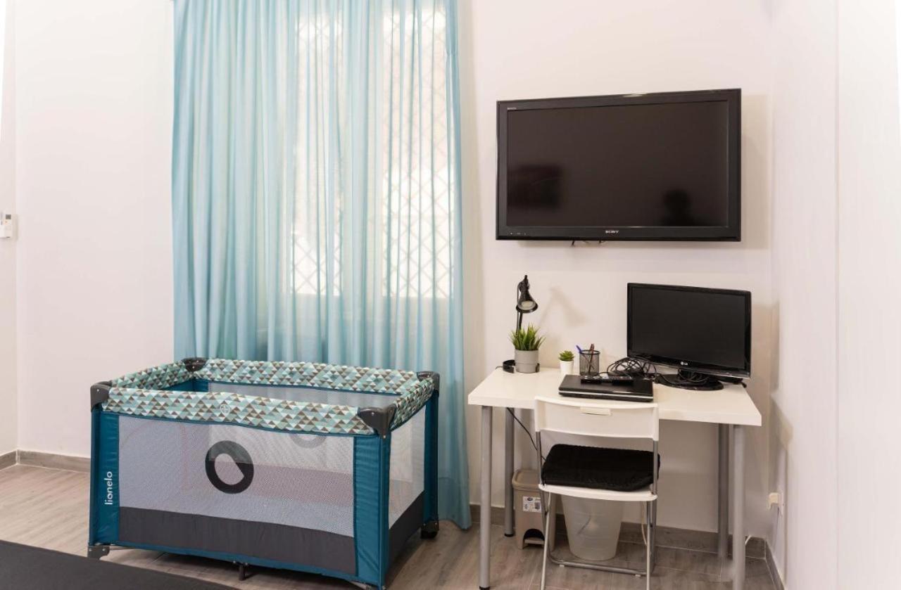 Casa Vacanze Alma B&B Grazioso Appartamento Sul Lungomare Di Pozzuoli A 300Mt Dal Centro E Dal Rione Terra By Movery Exterior foto